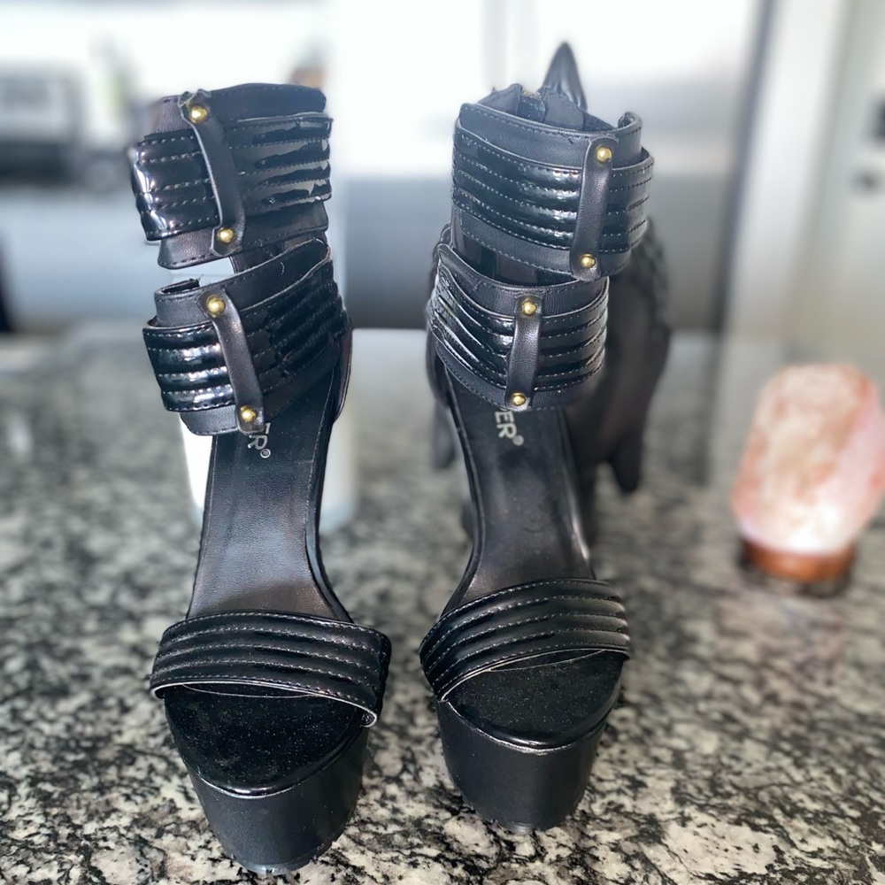Strap heels